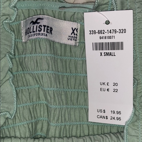 Hollister smocked square-neck crop top - Picture 3 of 3